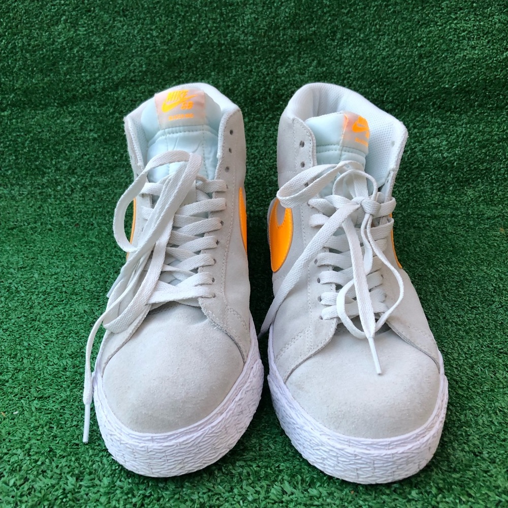 Nike SB Zoom Blazer Mid 864349-110 men's size 9.5